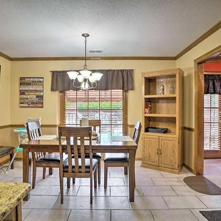 Comfortable And Pleasant 4 Bedroom Home Memphis Exterior photo