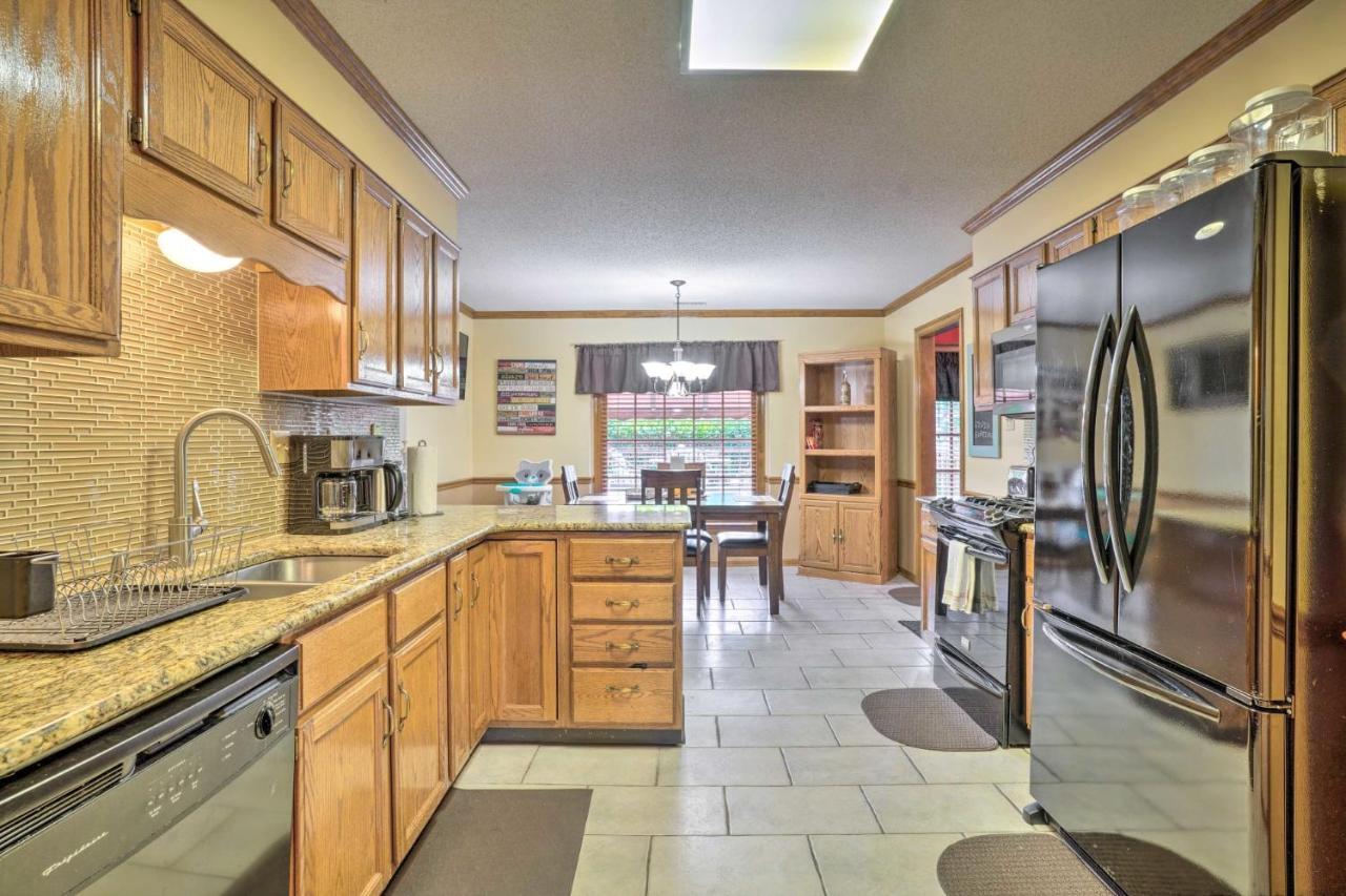 Comfortable And Pleasant 4 Bedroom Home Memphis Exterior photo