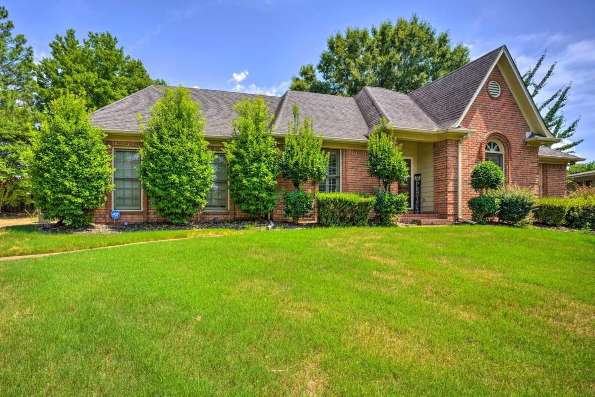 Comfortable And Pleasant 4 Bedroom Home Memphis Exterior photo